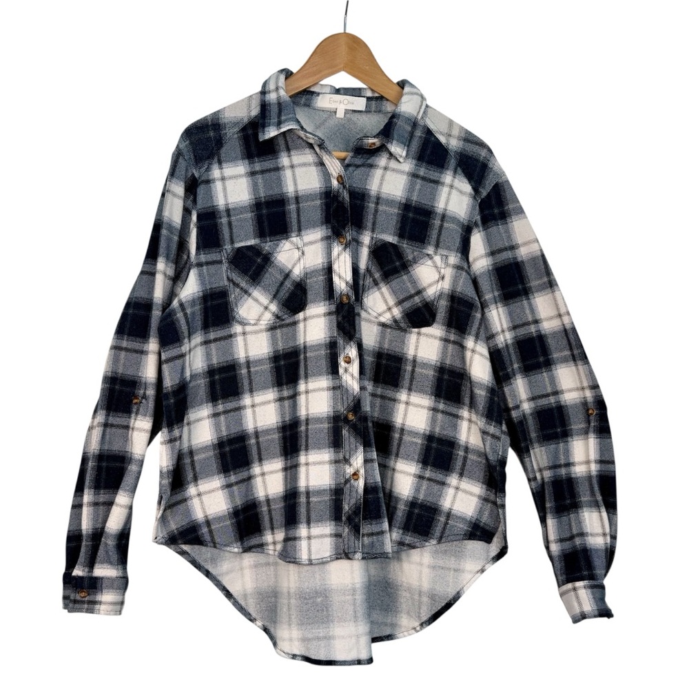 Eden & Olivia Plaid Button Down Top Women’s XL Black and White